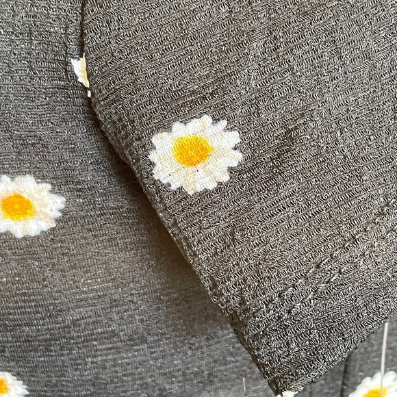 Summer Spring Mini Dress Black with Daisy Print Open Back Ties at neck Stretch - Picture 9 of 12